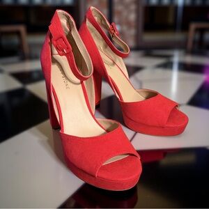 Sun + Stone NWT Sz 11 Vibrant Red Platform Chunky High Heel Shoes (SH111)